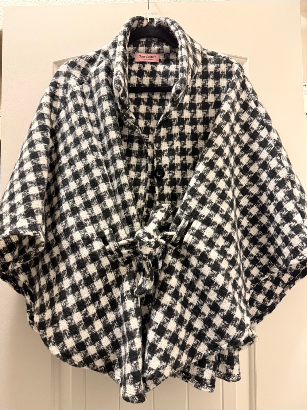 Juicy Couture Black & White Houndstooth Cape with Toggle Ties